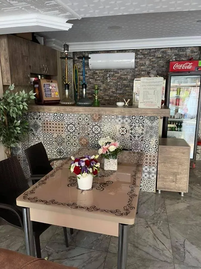 Oezguer Hotel Antalya