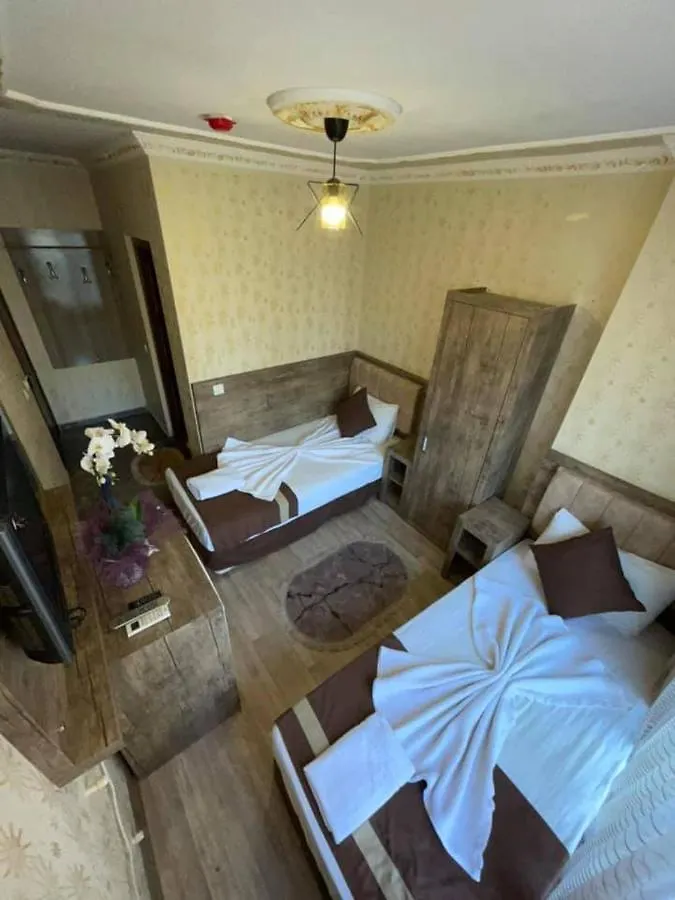 Oezguer Hotel Antalya Turquie